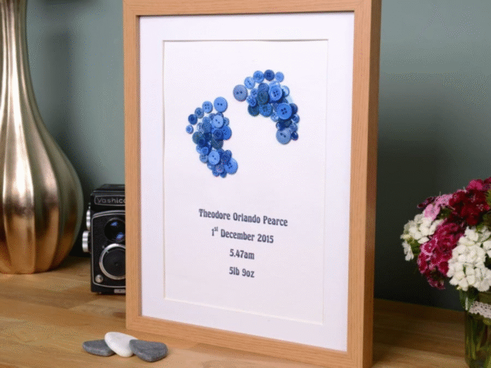 baby button feet wooden frame