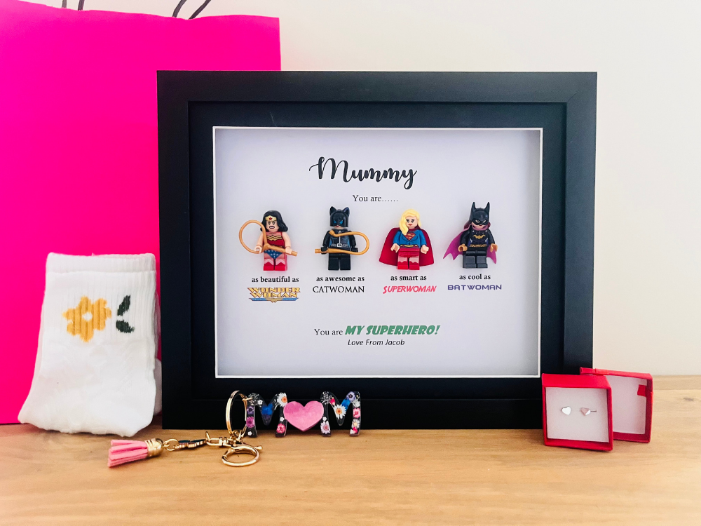 Superhero female gift bundle 3 superhero frame black frame